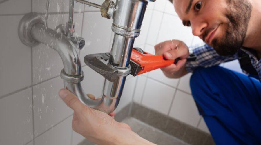 Professional clogged toilet repair services in Hurley, MO
